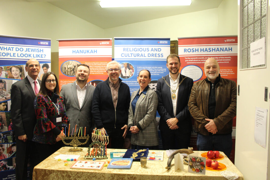 Rabbi Richard Jacobi, ELELS Chair Jennifer Barnett and Rabbi Charley Baginsky with local councillors